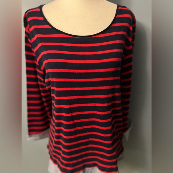 David Bittons Womans Top in Bright Colors and Built for Comfort!! - Picture 6 of 11